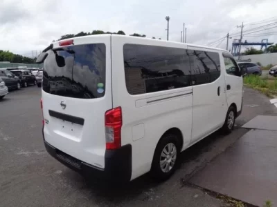 Nissan CARAVAN VAN