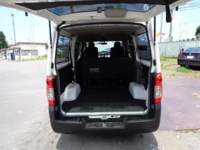 Nissan CARAVAN VAN