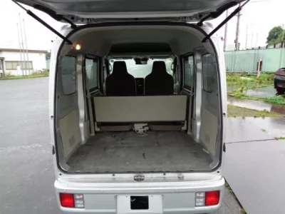 Nissan CLIPPER VAN