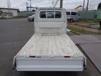 Nissan CLIPPER TRUCK