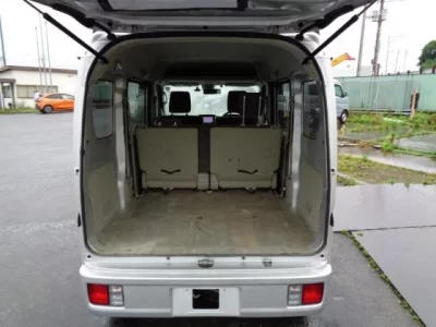 Nissan CLIPPER VAN