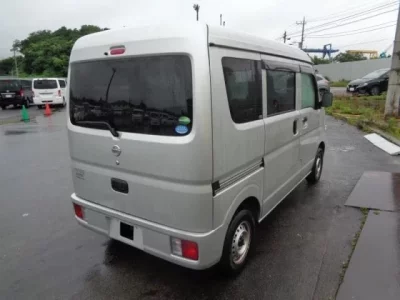 Nissan CLIPPER VAN