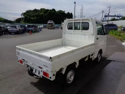 Nissan CLIPPER TRUCK