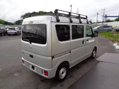 Nissan CLIPPER VAN