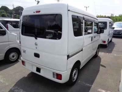 Nissan CLIPPER VAN