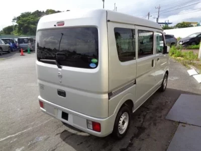 Nissan CLIPPER VAN