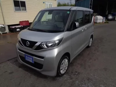 Nissan ROOX