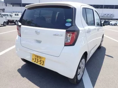 Daihatsu MIRA E S