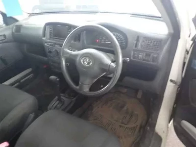 Toyota SUCCEED
