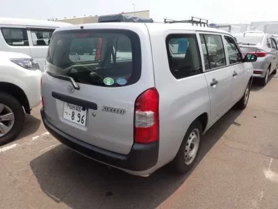 Toyota SUCCEED