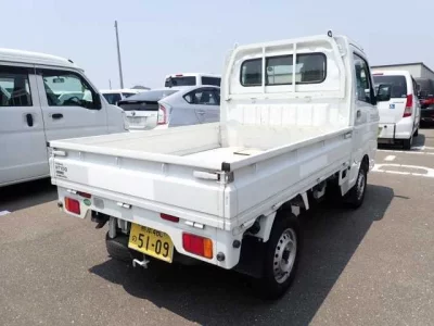 Nissan CLIPPER TRUCK