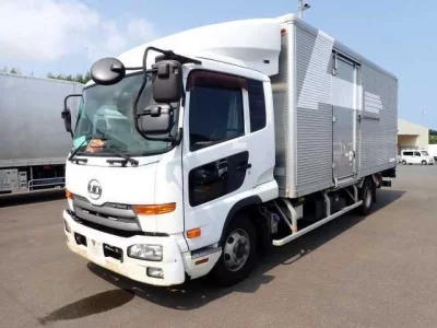 Nissan CONDOR