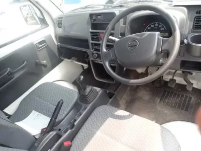 Nissan CLIPPER TRUCK