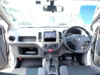 Nissan AD
