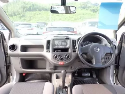 Nissan AD
