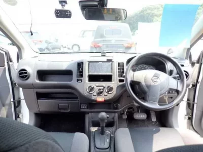 Nissan AD