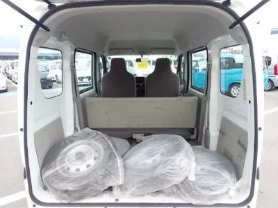 Nissan CLIPPER VAN
