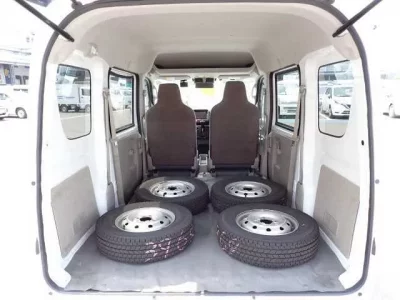 Nissan CLIPPER VAN