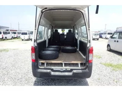 Nissan CARAVAN VAN