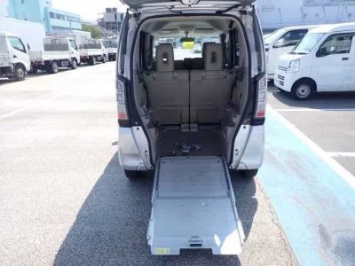 Honda N BOX PLUS