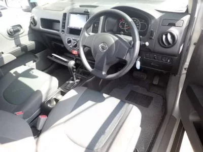 Nissan AD