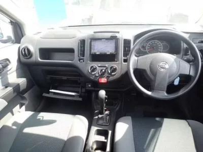 Nissan AD