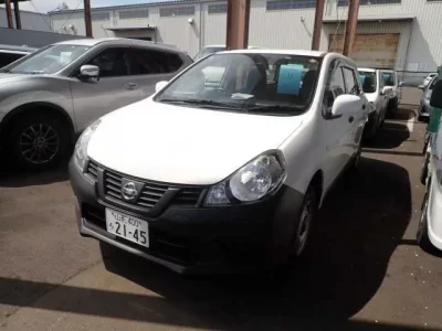 Nissan AD