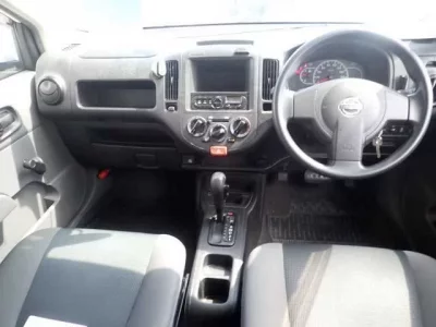 Nissan AD