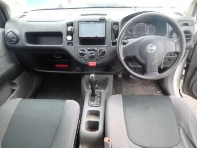 Nissan AD