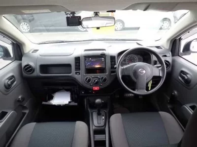 Nissan AD