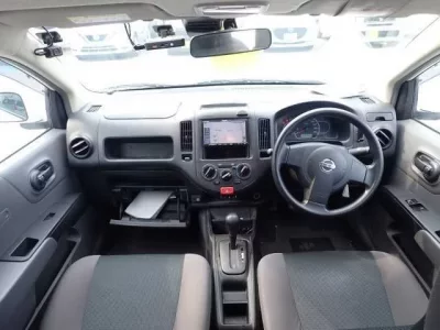 Nissan AD