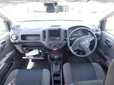Nissan AD