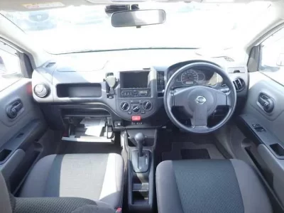 Nissan AD