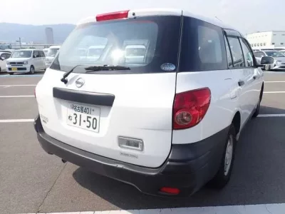 Nissan AD
