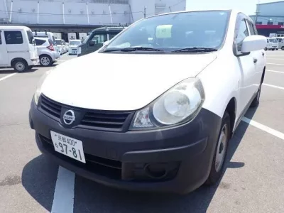 Nissan AD