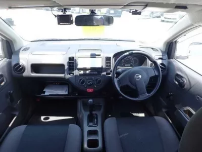 Nissan AD