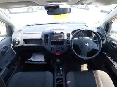 Nissan AD