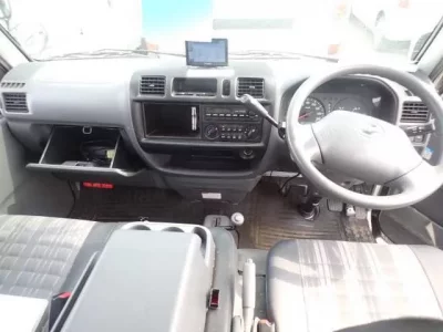 Mazda BONGO VAN