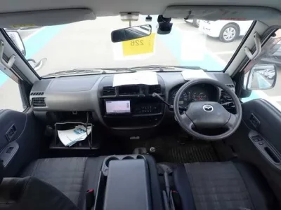 Mazda BONGO VAN