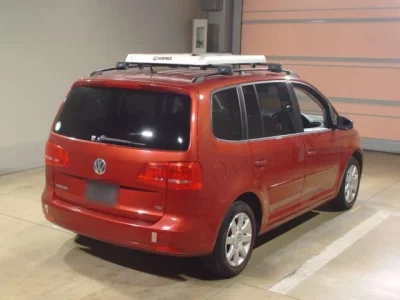 Volkswagen GOLF TOURAN