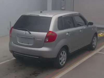 Mazda VERISA