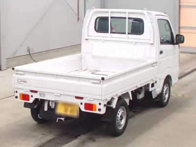 Nissan CLIPPER TRUCK