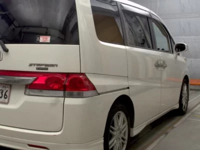 Honda STEP WAGON