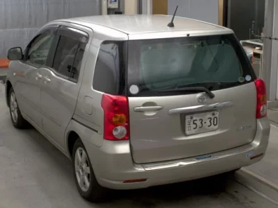 Toyota RAUM