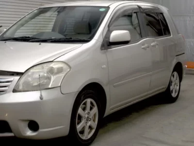 Toyota RAUM