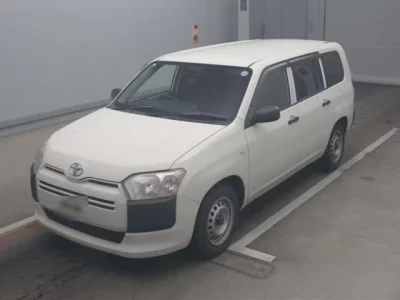 Toyota SUCCEED