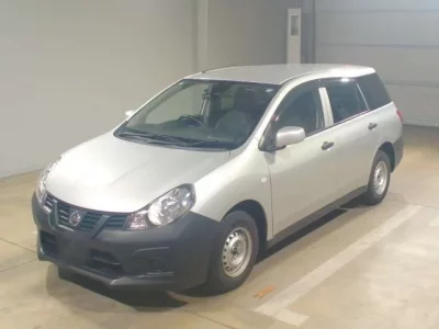 Nissan AD