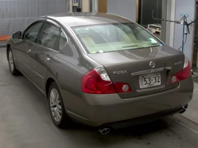 Nissan FUGA