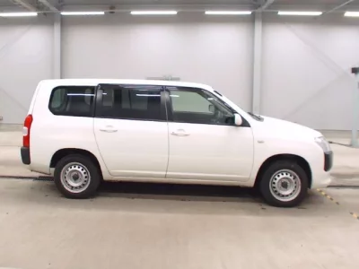 Toyota SUCCEED