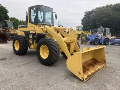 KOMATSU WA150-3